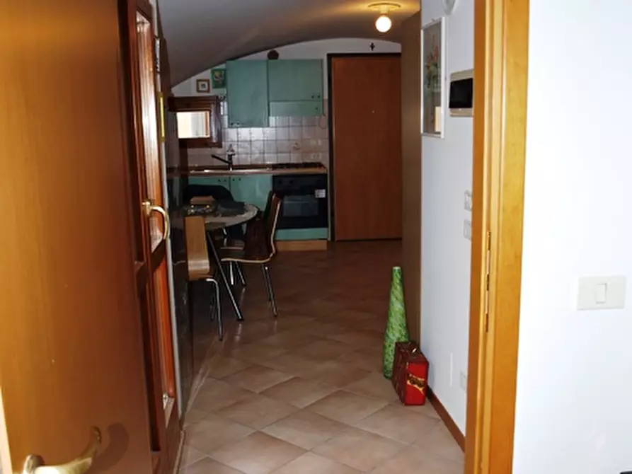 Immagine 15 di Appartamento in vendita  a Senigallia