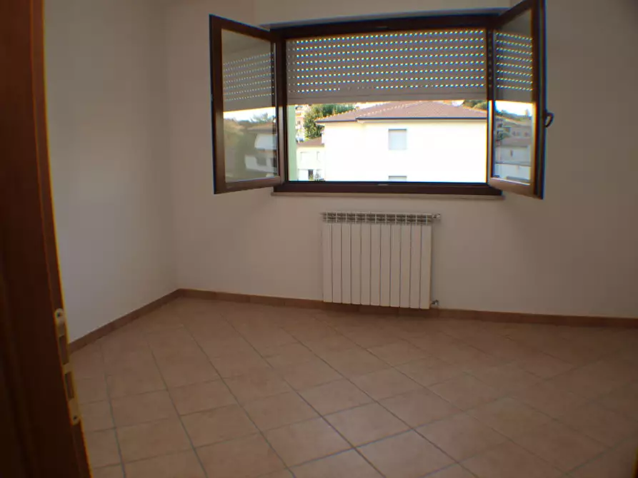 Immagine 6 di Appartamento in vendita  a Trecastelli