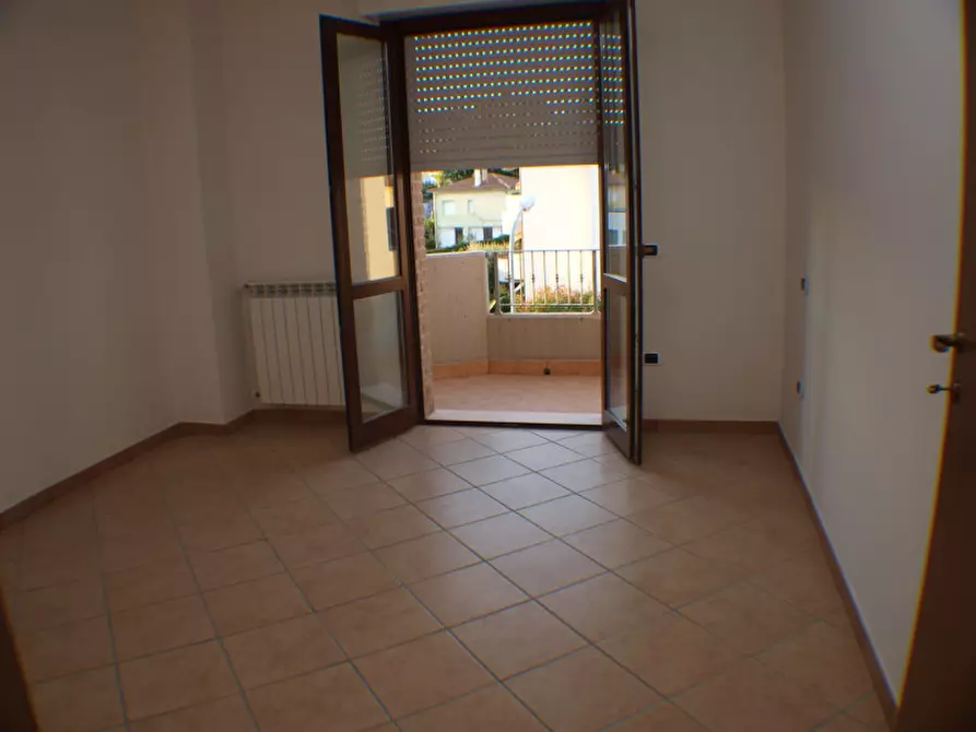 Immagine 9 di Appartamento in vendita  a Trecastelli