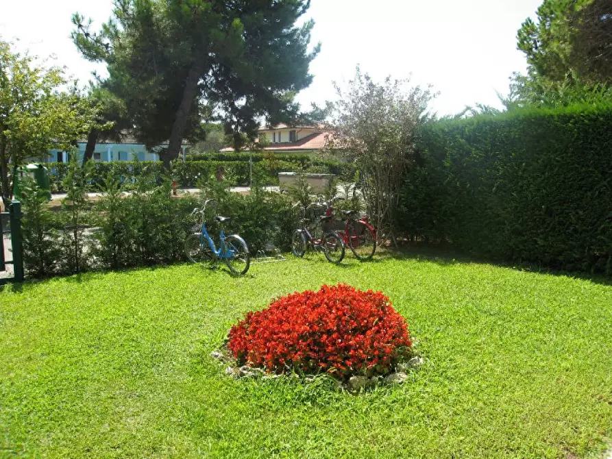 Immagine 4 di Casa bifamiliare in vendita  a Rosolina