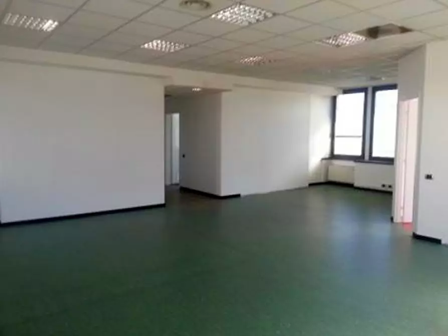 Immagine 21 di Ufficio in affitto  in VIA VERDI G. a Caponago