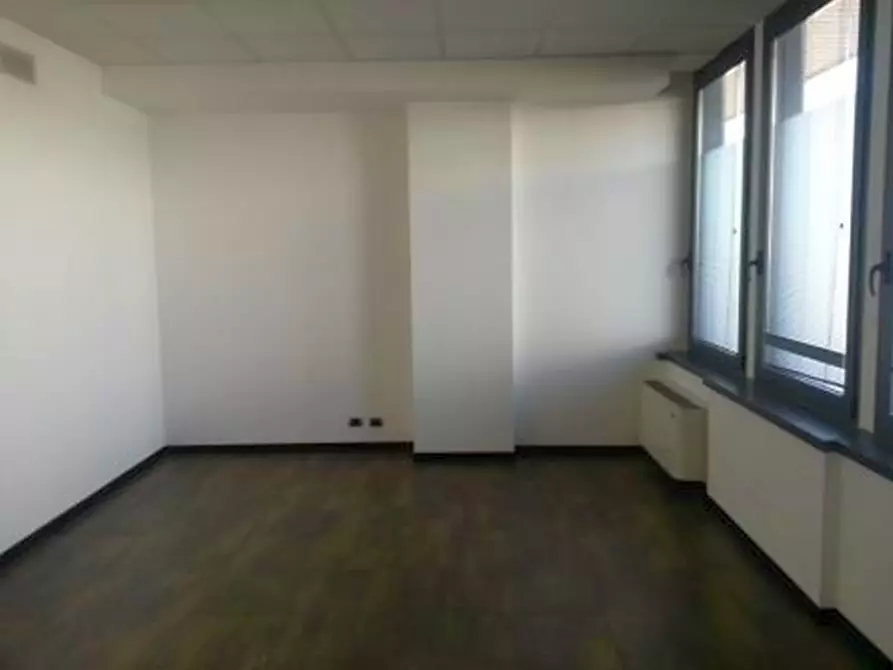 Immagine 18 di Ufficio in vendita  in VIA VERDI G. a Caponago