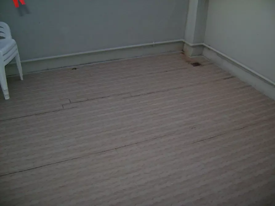 Immagine 17 di Appartamento in vendita  a San Costanzo