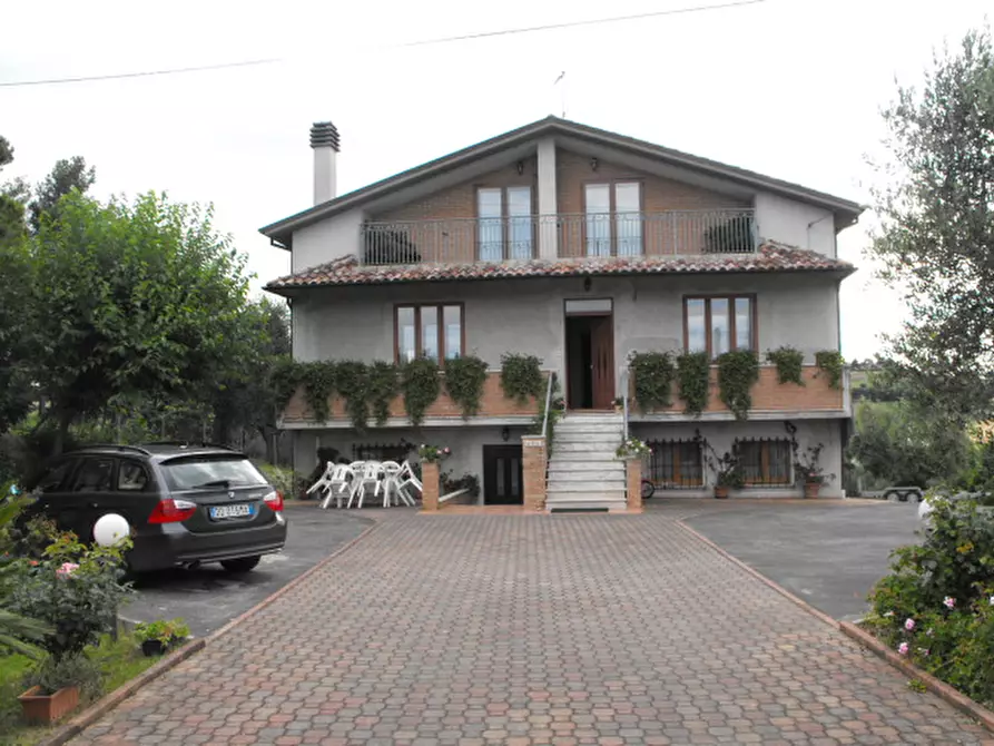 Immagine 11 di Casa indipendente in vendita  a Senigallia