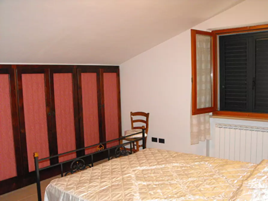 Immagine 24 di Casa indipendente in vendita  a Senigallia