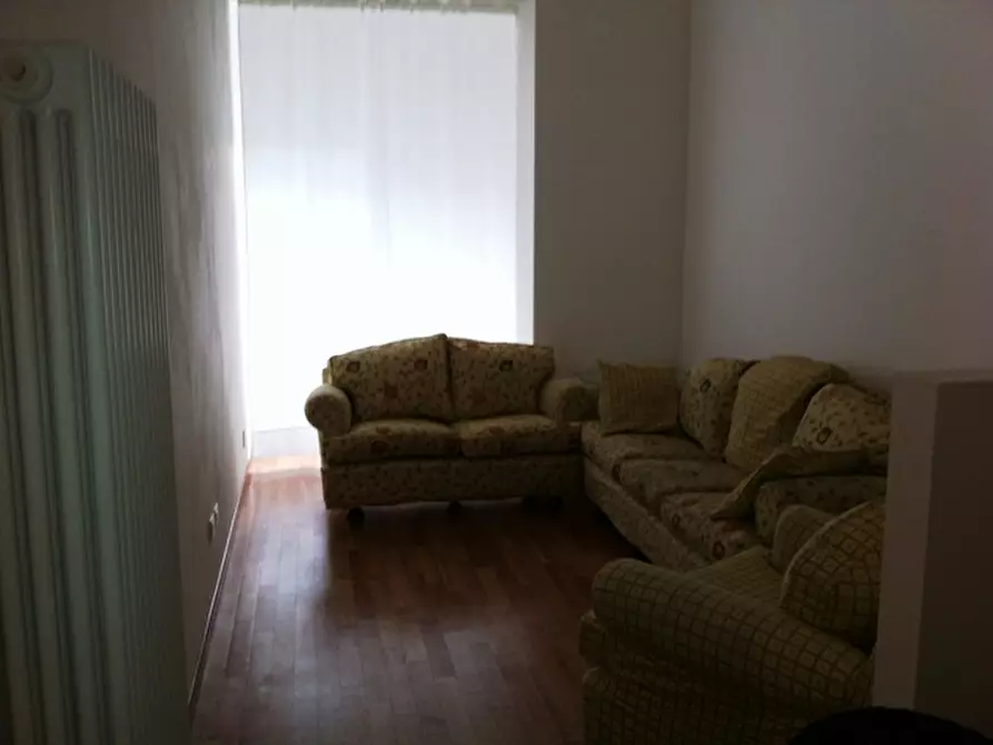 Immagine 5 di Appartamento in vendita  a Senigallia