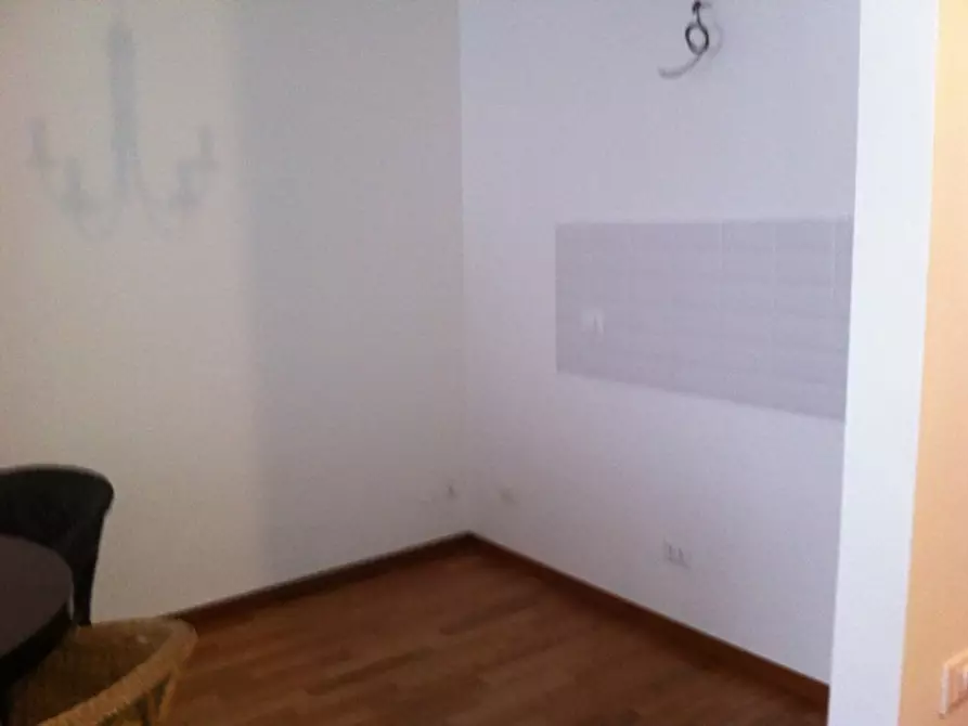 Immagine 15 di Appartamento in vendita  a Senigallia