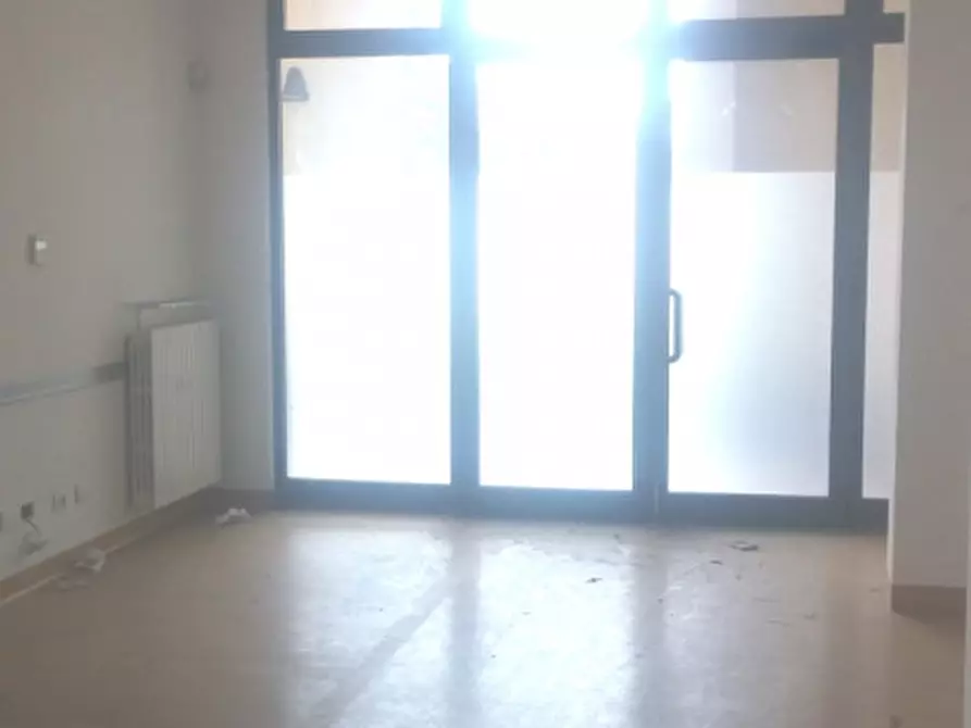 Immagine 20 di Attività commerciale in vendita  in VIA STATALE 22 a Osnago