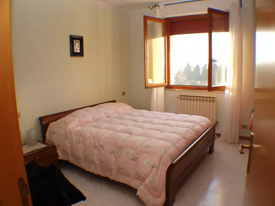 Immagine 11 di Appartamento in vendita  a Senigallia