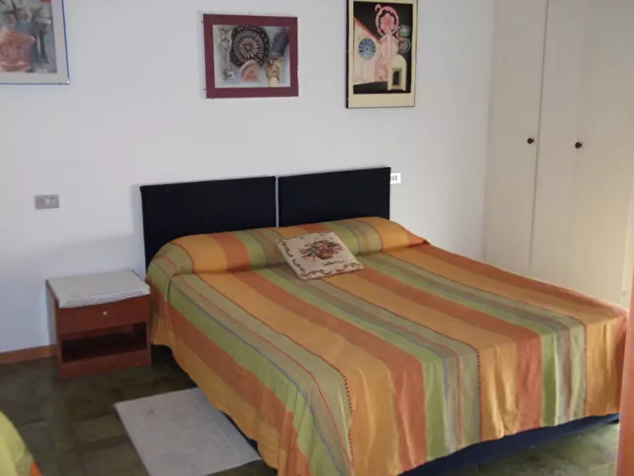 Immagine 5 di Appartamento in vendita  in via LEONARDO DA VINCI a Silvi