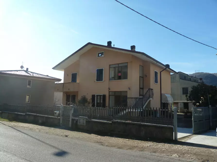 Immagine 1 di Appartamento in vendita  a Badia Calavena