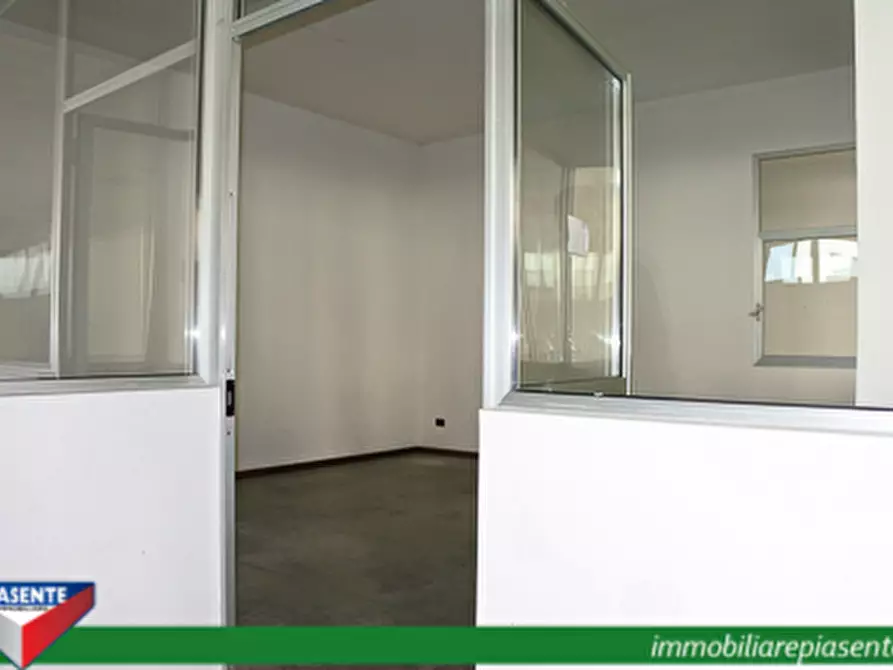 Immagine 10 di Capannone industriale in vendita  a Minerbe