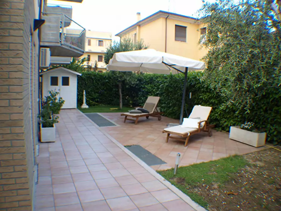 Immagine 27 di Appartamento in vendita  a Senigallia