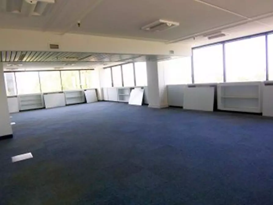 Immagine 6 di Ufficio in affitto  in STRADA 3 a Assago