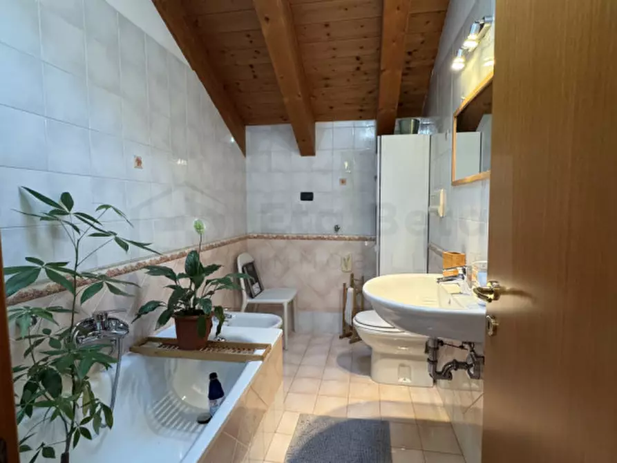 Immagine 19 di Appartamento in vendita  in Via Orlando Galante a Padova