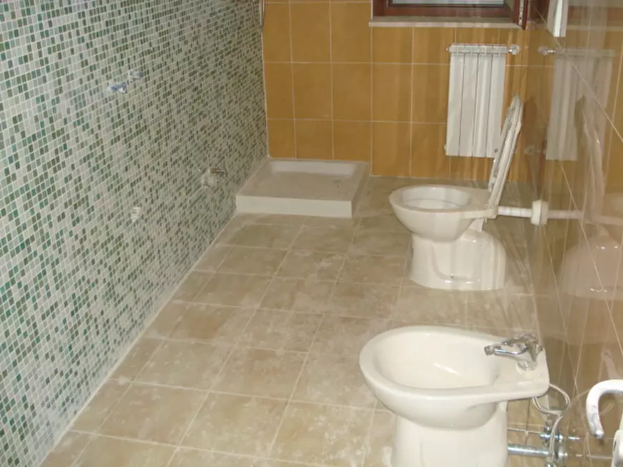 Immagine 10 di Appartamento in vendita  in VIA VESTINA a Montesilvano