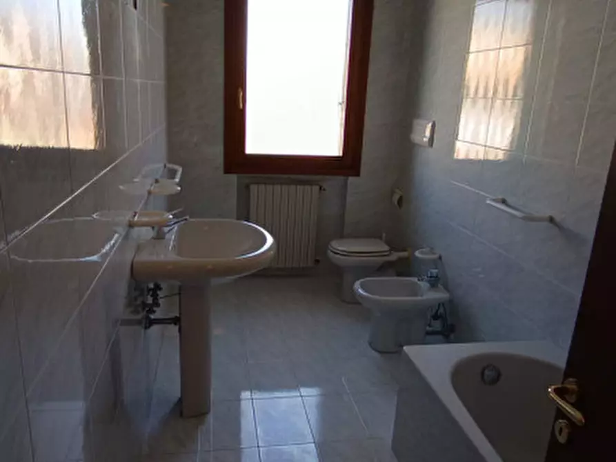 Immagine 13 di Appartamento in affitto  in Via Aldo Moro, 1 a Villa Del Conte