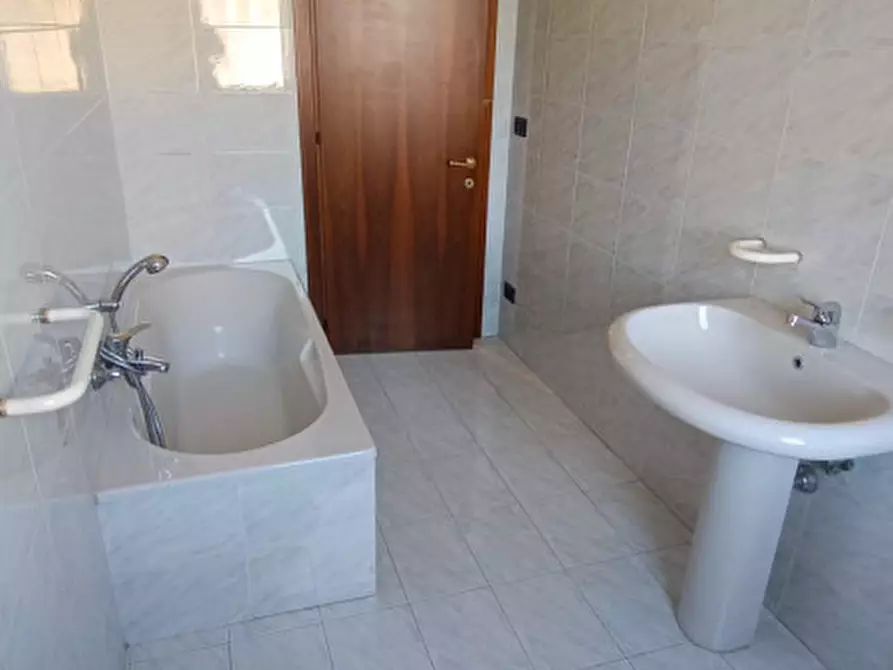 Immagine 14 di Appartamento in affitto  in Via Aldo Moro, 1 a Villa Del Conte