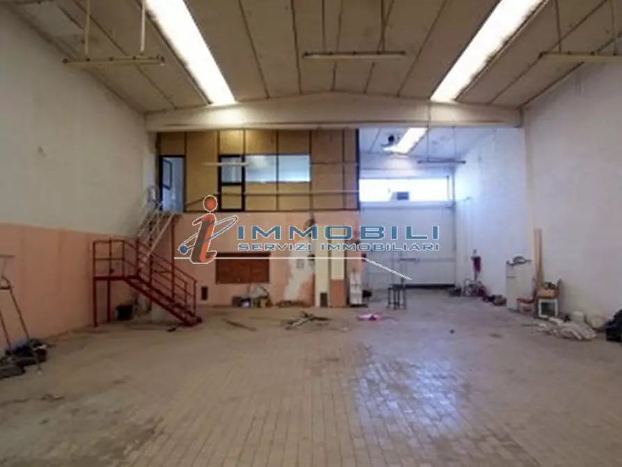 Immagine 2 di Capannone industriale in affitto  in VIA PERCALI a Settala