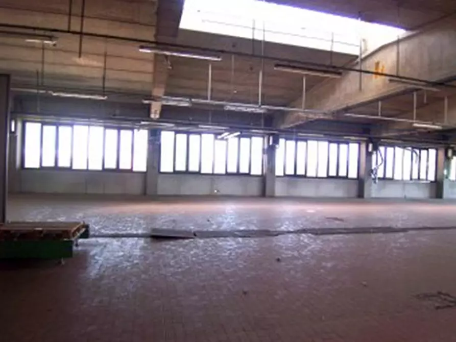Immagine 1 di Capannone industriale in vendita  in VIA PERCALI a Settala