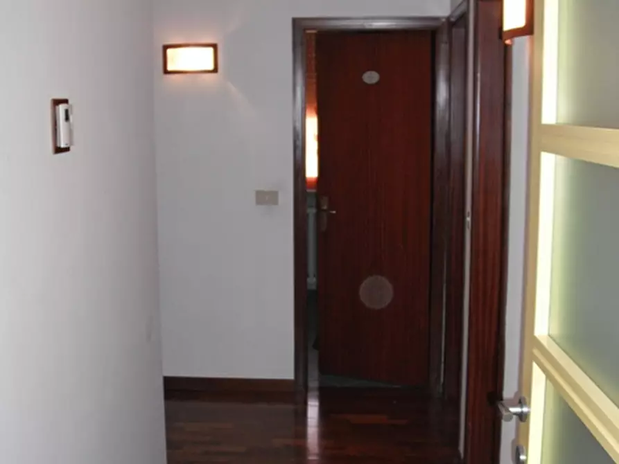 Immagine 11 di Appartamento in vendita  a Mondolfo