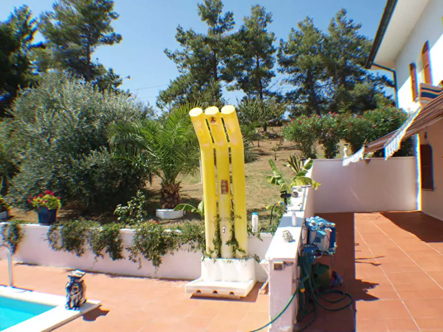 Immagine 10 di Casa indipendente in vendita  a Senigallia