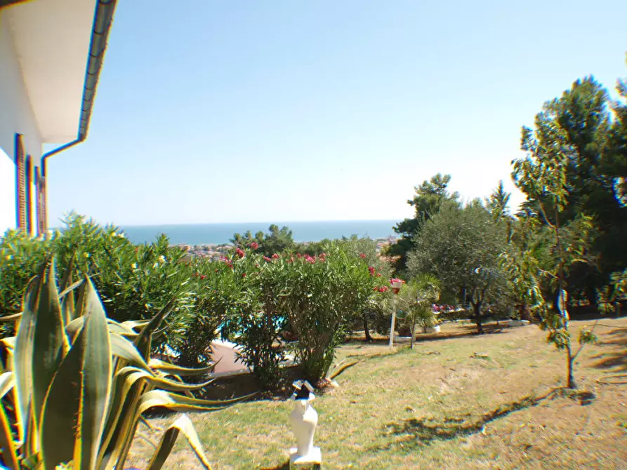 Immagine 19 di Casa indipendente in vendita  a Senigallia