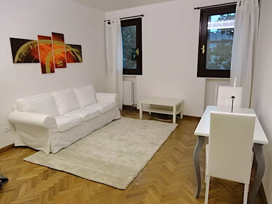 Immagine 1 di Appartamento in affitto  in Piazza Petrarca a Padova