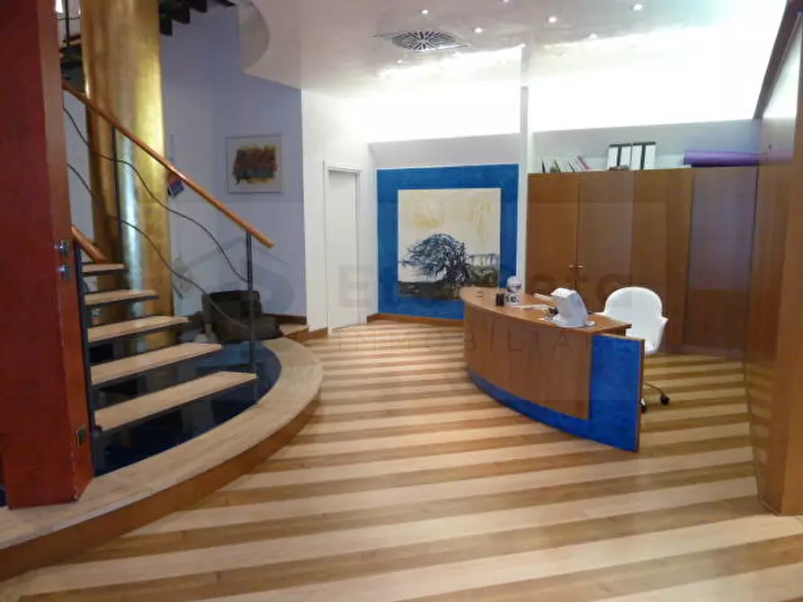 Immagine 1 di Ufficio in vendita  in Via Savelli a Padova
