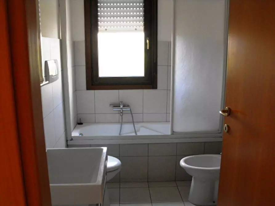 Immagine 6 di Appartamento in vendita  a Trecastelli