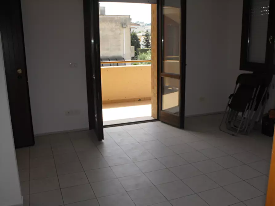 Immagine 12 di Appartamento in vendita  a Trecastelli