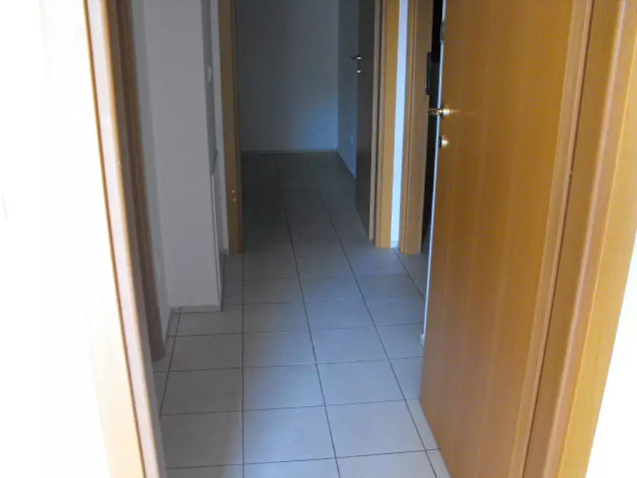 Immagine 13 di Appartamento in vendita  a Trecastelli