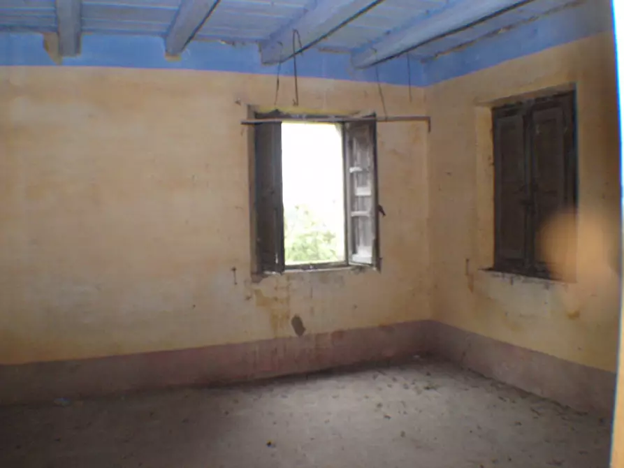 Immagine 28 di Rustico / casale in vendita  a Trecastelli