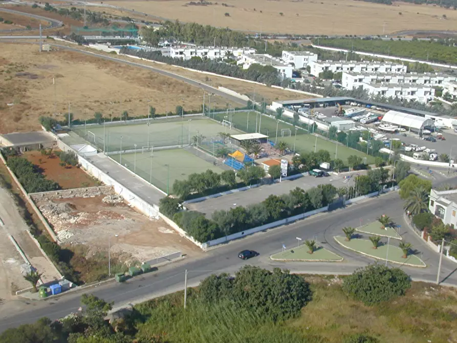 Immagine 6 di Attività commerciale in vendita  in Villanova a Ostuni