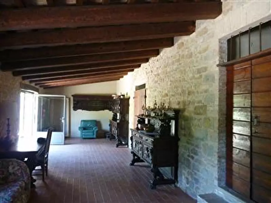 Immagine 2 di Rustico / casale in vendita  in Strada Provinciale 70 a Sassocorvaro Auditore