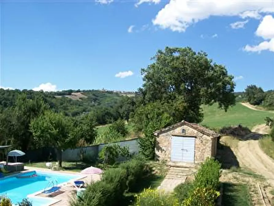 Immagine 9 di Rustico / casale in vendita  in Strada Provinciale 70 a Sassocorvaro Auditore