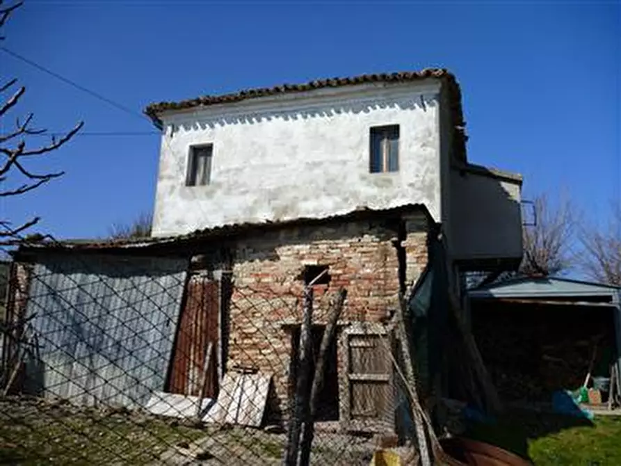 Immagine 8 di Rustico / casale in vendita  in Via Cà Giorgino a Montegridolfo