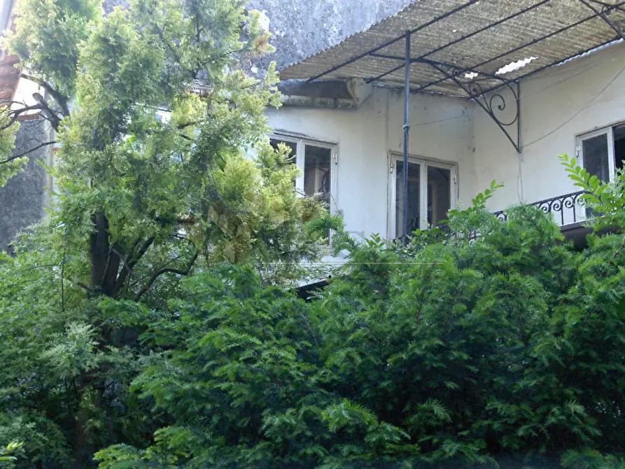 Immagine 1 di Palazzo in vendita  in Lonigo a Lonigo
