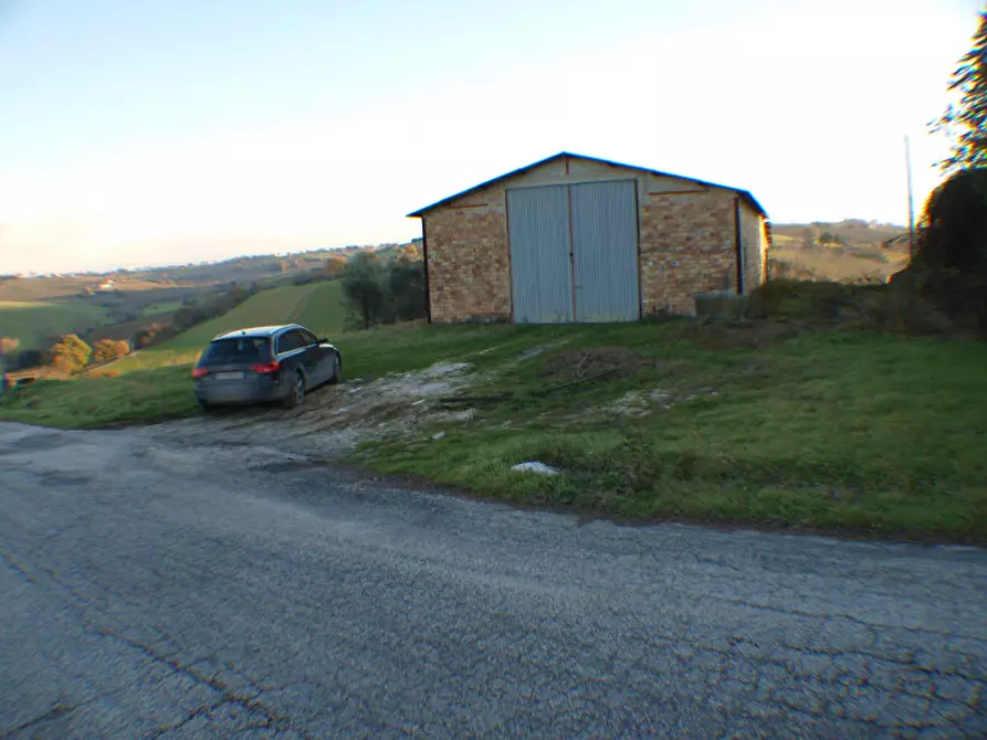 Immagine 2 di Capannone industriale in vendita  a Senigallia