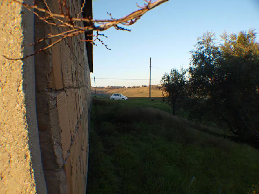 Immagine 17 di Capannone industriale in vendita  a Senigallia