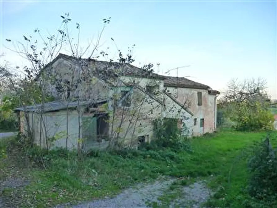Immagine 2 di Rustico / casale in vendita  in Via San Pietro a Montegridolfo