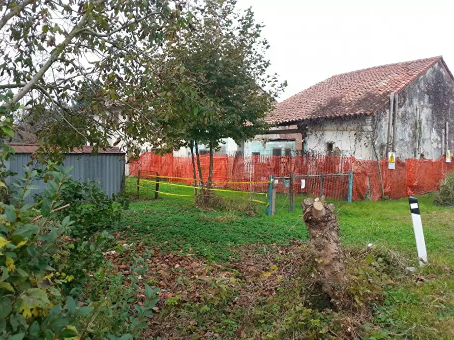 Immagine 5 di Rustico / casale in vendita  in via sega a Piazzola Sul Brenta