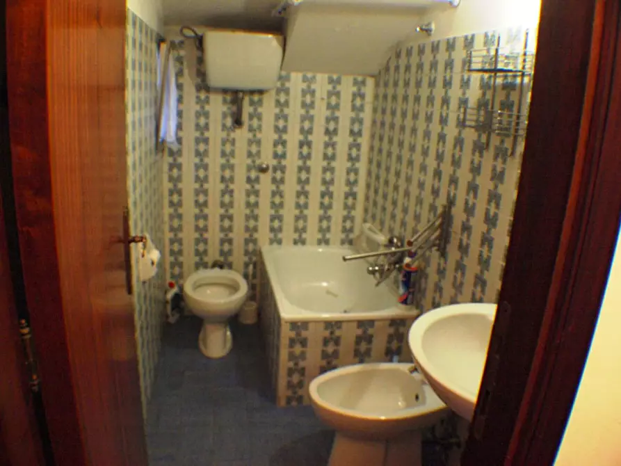 Immagine 4 di Appartamento in vendita  a Senigallia