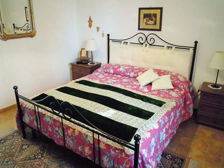 Immagine 2 di Villa in vendita  in VIA FONTEMAGGIO a Loreto Aprutino