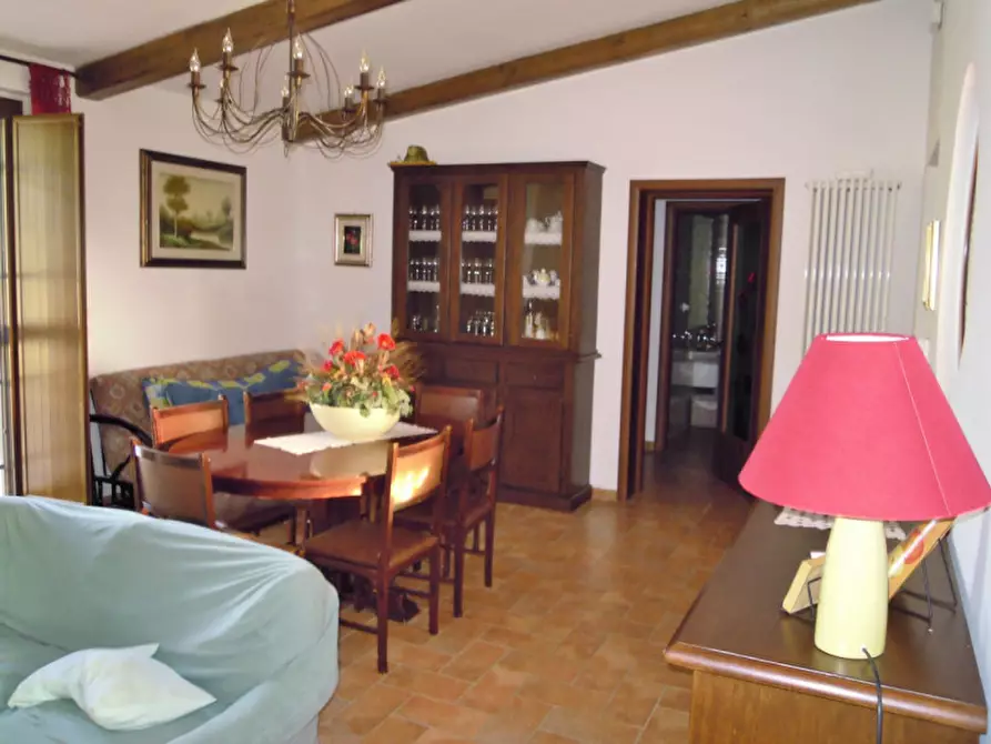 Immagine 7 di Villa in vendita  in VIA FONTEMAGGIO a Loreto Aprutino