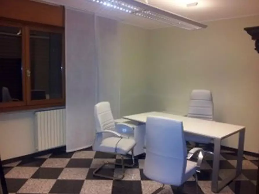 Immagine 15 di Ufficio in vendita  in VIA DI VITTORIO G. a Segrate