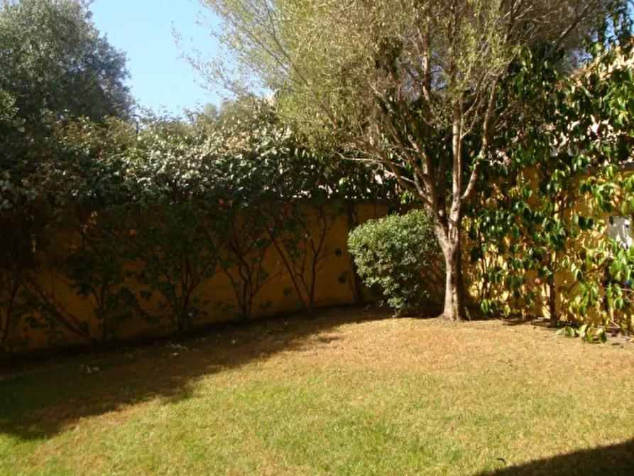 Immagine 8 di Appartamento in vendita  a Olbia