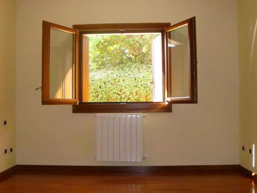 Immagine 11 di Appartamento in vendita  a Olbia