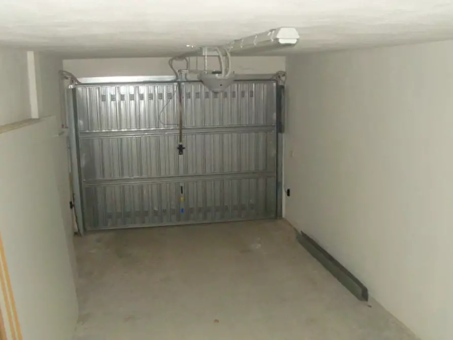 Immagine 18 di Appartamento in vendita  a Olbia