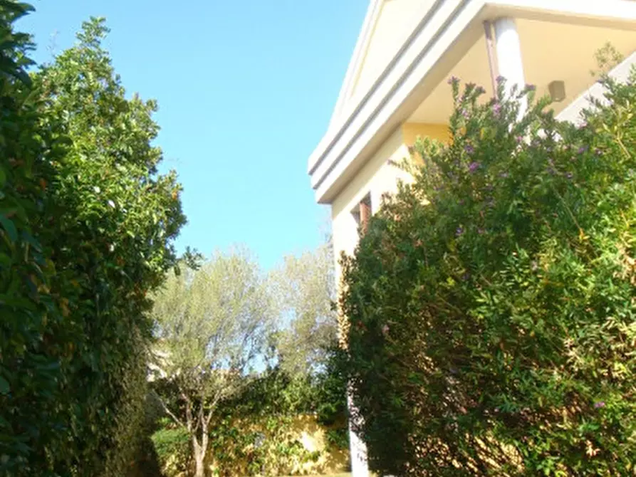 Immagine 27 di Appartamento in vendita  a Olbia